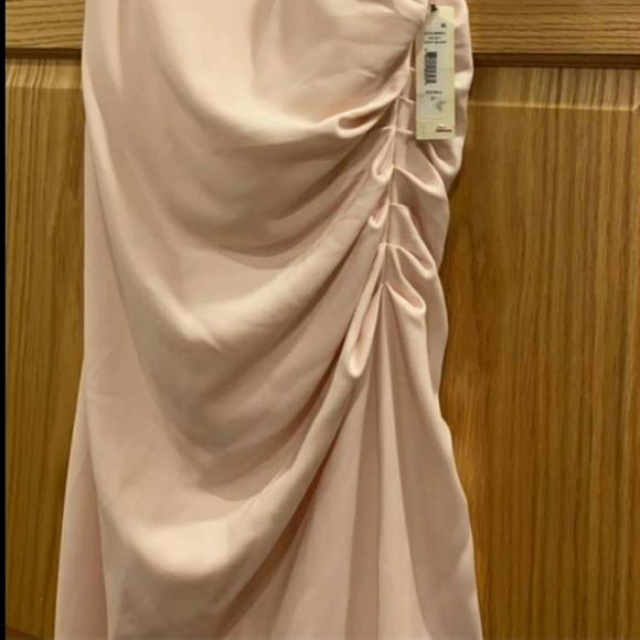 Badgley Mischka Column Gown Dress - Picture 3 of 16